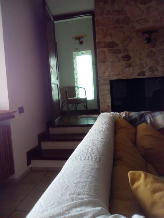 B&B Il Giovine Кампелло-суль-Клітунно Екстер'єр фото